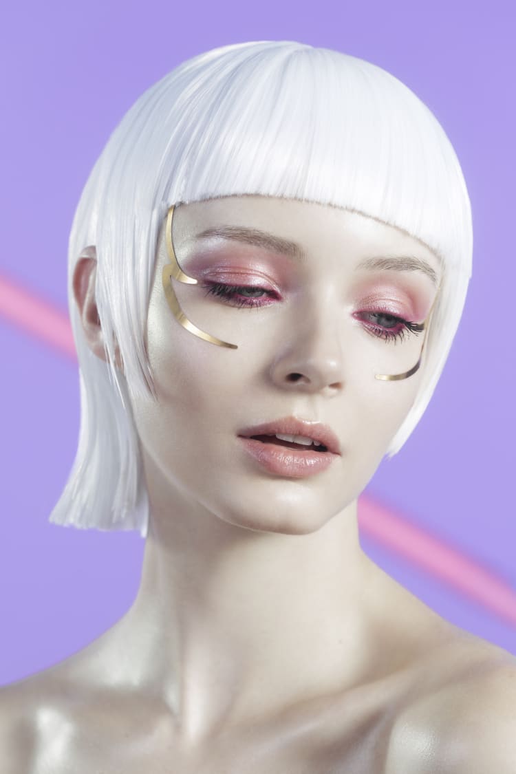 Gesichtsschmuck-Make-up in 24 Karat Gold