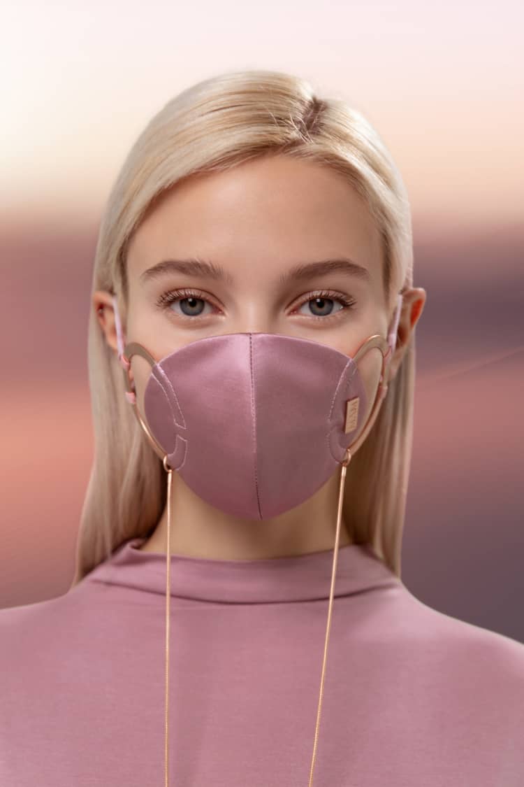 Maske aus Seide Rosa