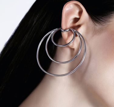 Ear Cuff in Creolenform aus Silber mit Spiraldesign
