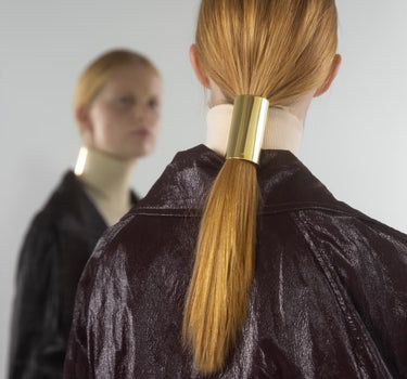 Mittelgroße Haarmanschette aus Gold