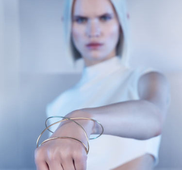 Goldenes Spiral-Statement-Armband