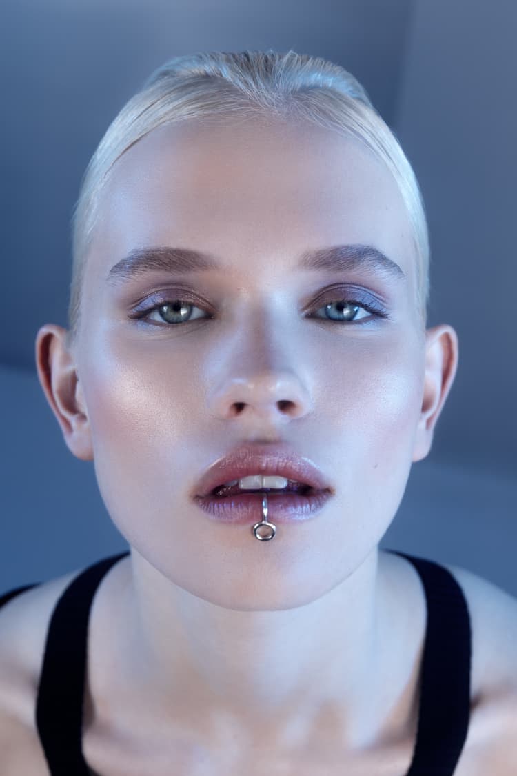 Silberner Lippen-Cuff