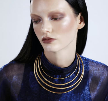 Goldener Coil-Choker