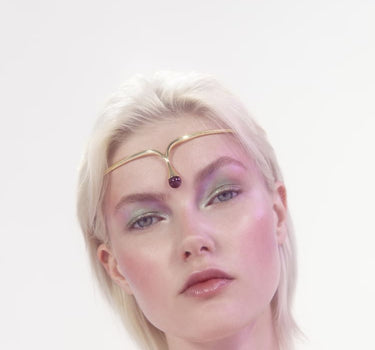 Goldenes Kopfstück mit Amethyst