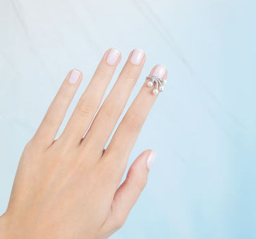 Silberner Perlen-Nagelring