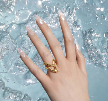 asymmetrischer goldring