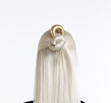 Haarclip aus 24-karätigem Gold in Tropfenform