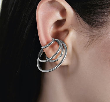 Großer Ear Cuff aus Silber in Spiralform