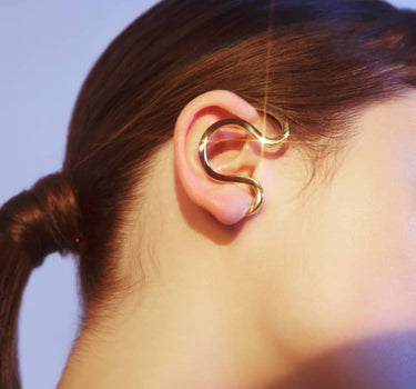 Ohrklemme in Schlangenform aus Gold