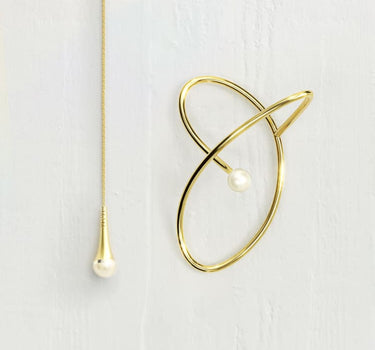 Goldener Perlen-Earcuff mit Kette