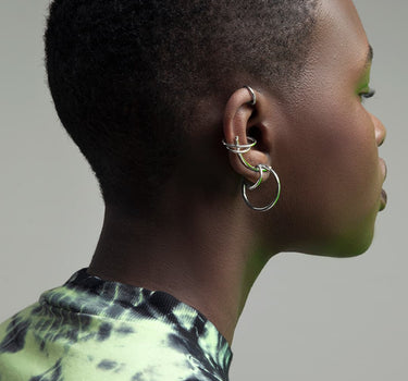 Silbernes Ear-Cuff-Set mit feinem Finish