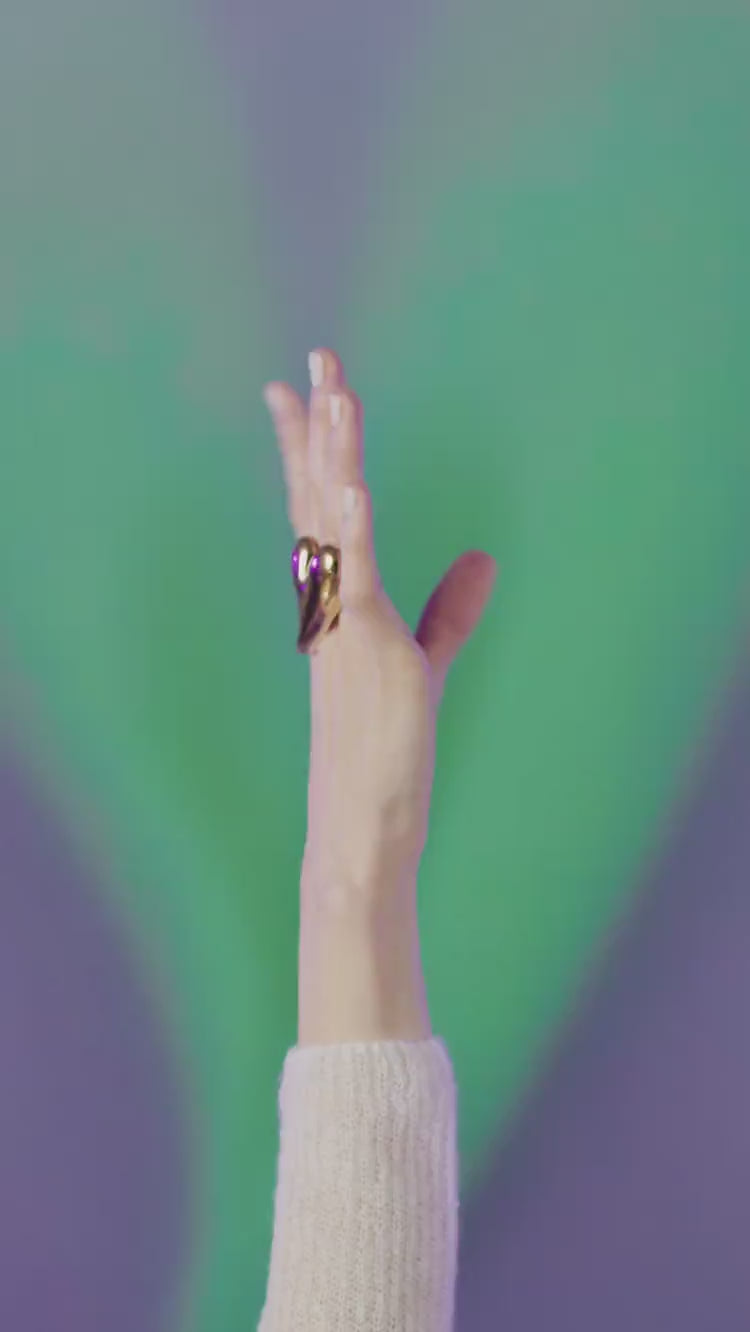 Großer herzförmiger Goldring