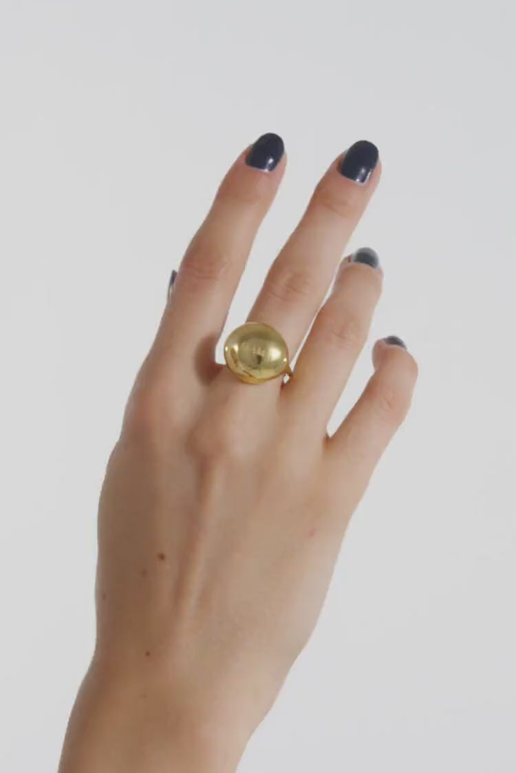 Goldener Kugelring